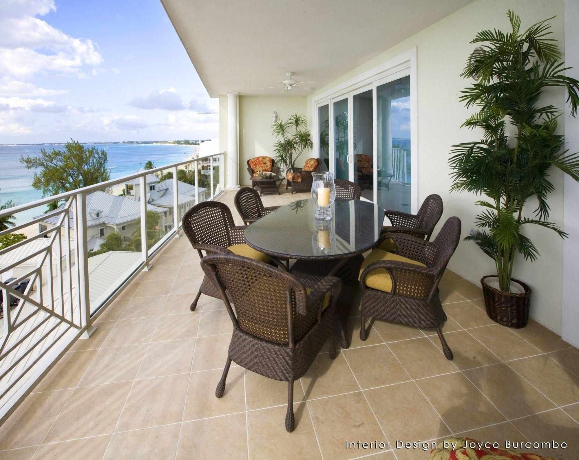 Caribbean Club Boutique Hotel, Grand Cayman Dog City 외부 사진