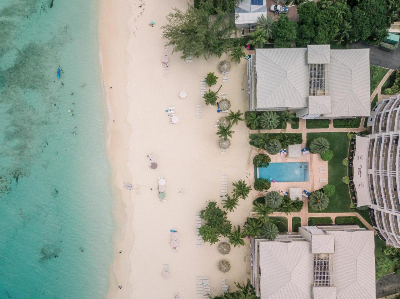 Caribbean Club Boutique Hotel, Grand Cayman Dog City 외부 사진