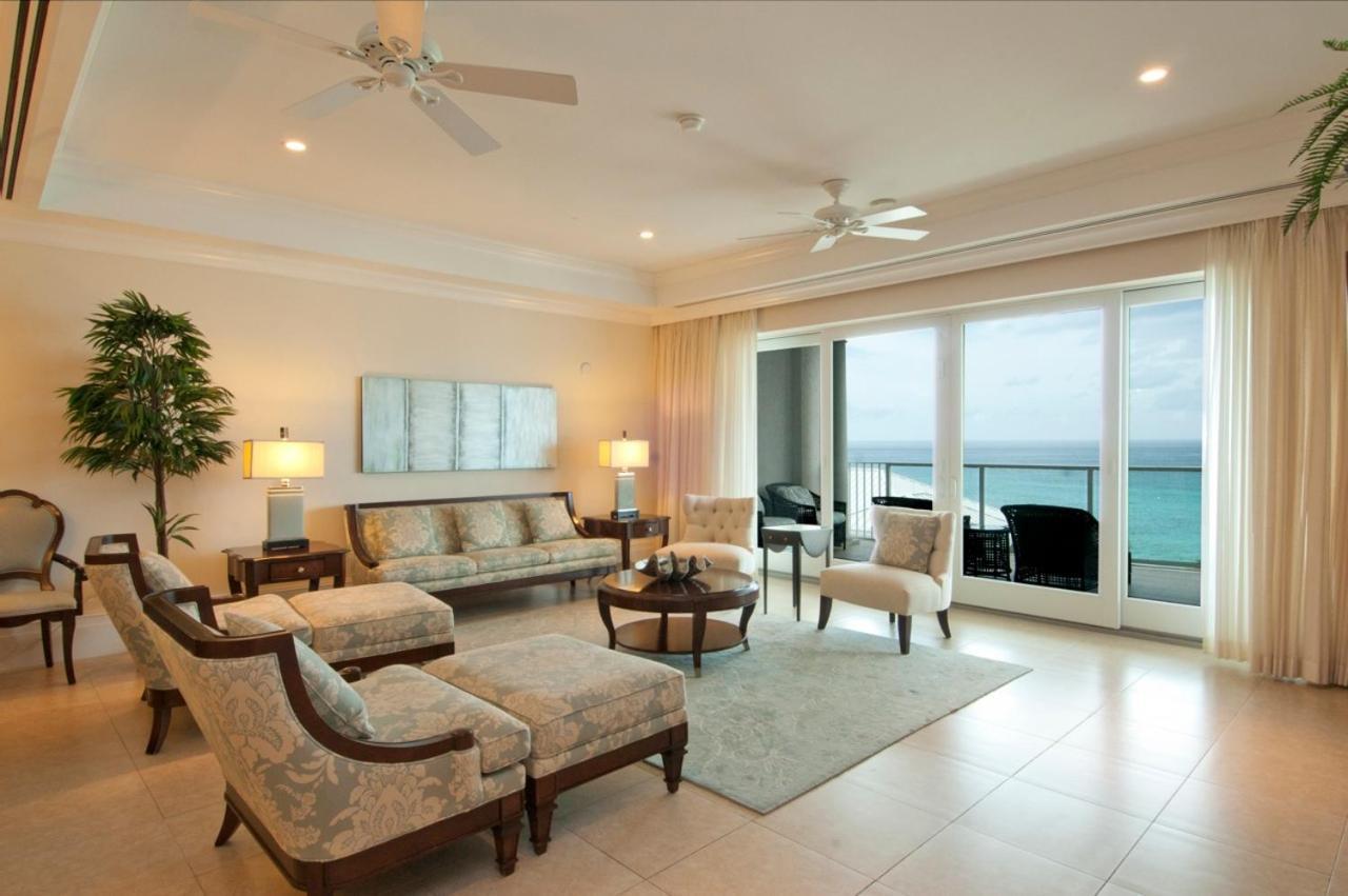 Caribbean Club Boutique Hotel, Grand Cayman Dog City 외부 사진